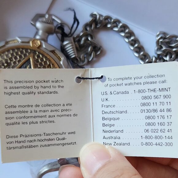 Vintage 2000 - Star Trek USS Enterprise Pocket Watch w/22k Details. New w/o box - Picture 3 of 15